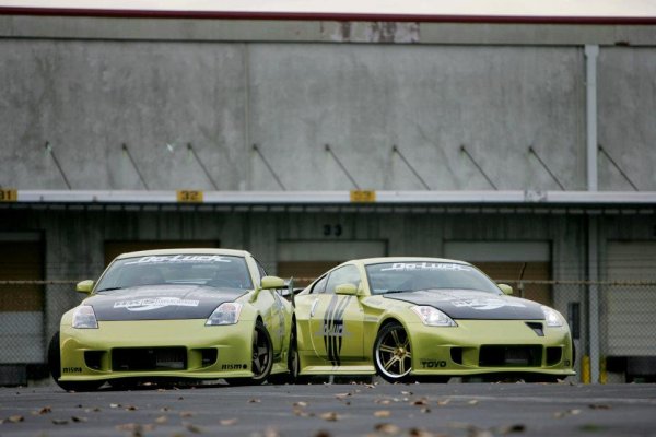 画像1: Ｚ33フロントバンパーwithアンダーカバー (1)